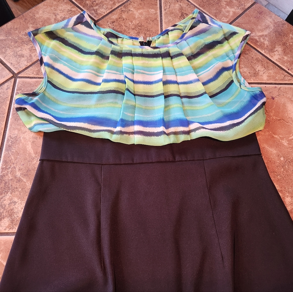Dress - Picture 2 of 3